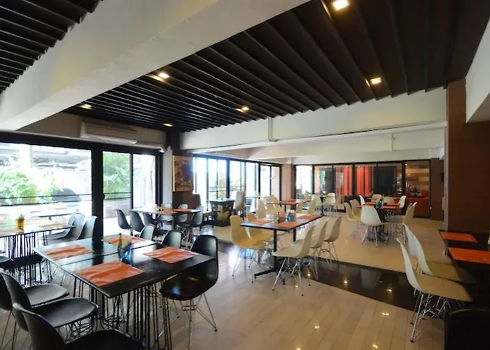 The Solac At Srinakarin 호텔 5*