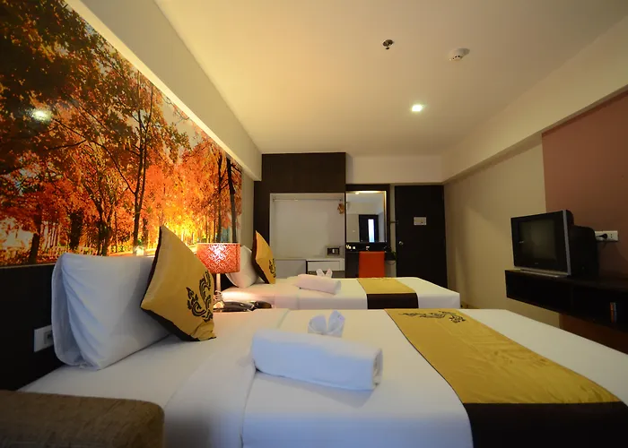 호텔 The Solac At Srinakarin 5*