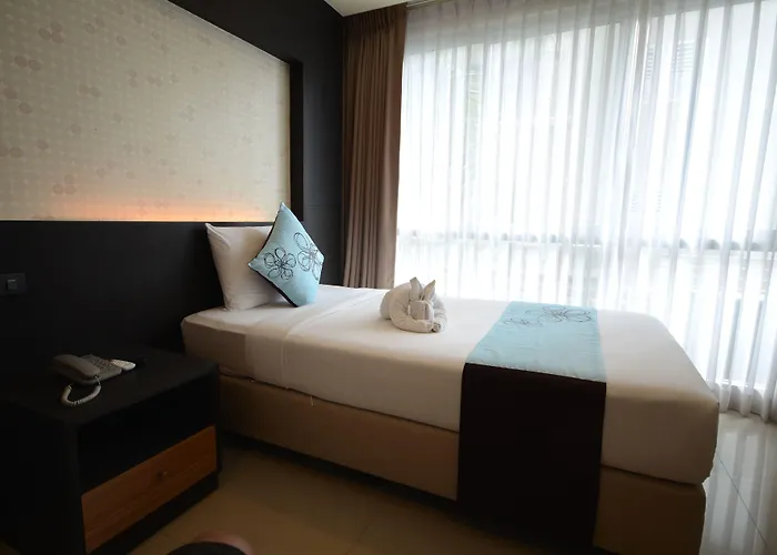 호텔 The Solac At Srinakarin